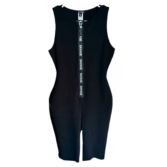 Black Sleeveless Savage Stretch Zip-Up Romper Size Medium Sexy Baddie Hot - Picture 2 of 9